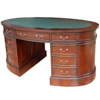 Bureau ovale style anglais en acajou massif Witton