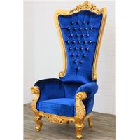 Trône de la Reine des Neiges en acajou doré et velours bleu Vendôme