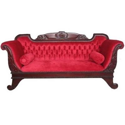 Canapé style colonial anglais en acajou et velours rouge Méridon