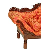 Canapé style colonial en acajou massif et tissu rouge Grignon